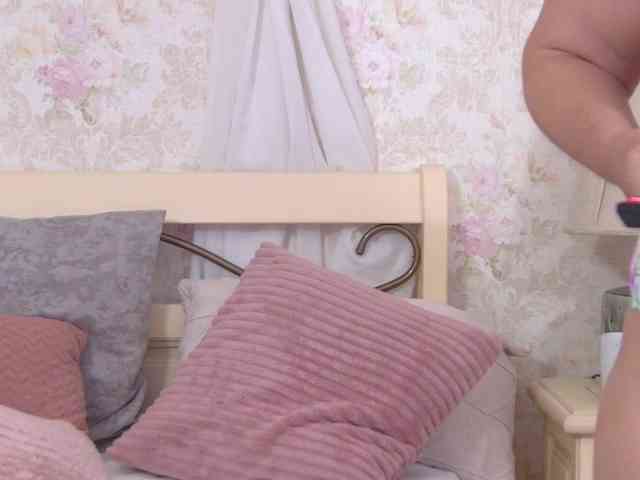 BriannaEllams Sex Cam Show
