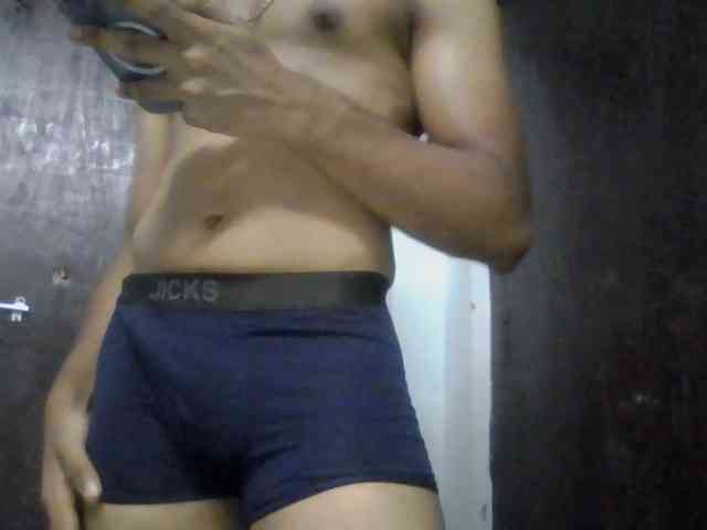 hottie-guy-hyd3