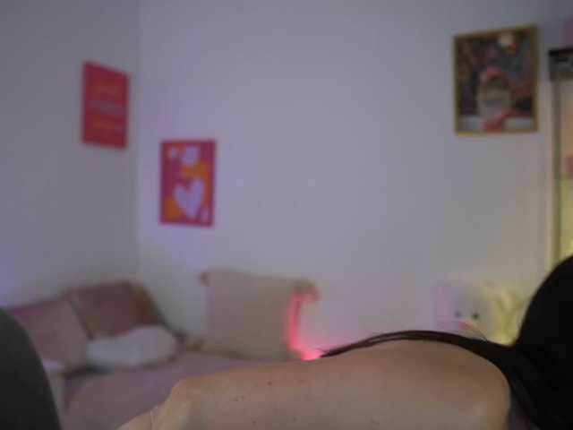 MiaPaloma18 live cam on BongaCams