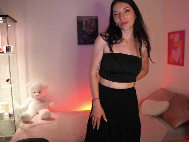 MiaPaloma18 live cam on BongaCams