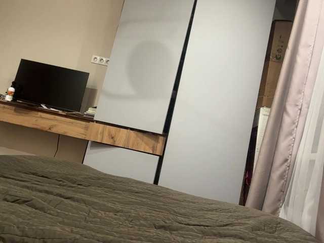 AlbaMihelcic live cam on BongaCams