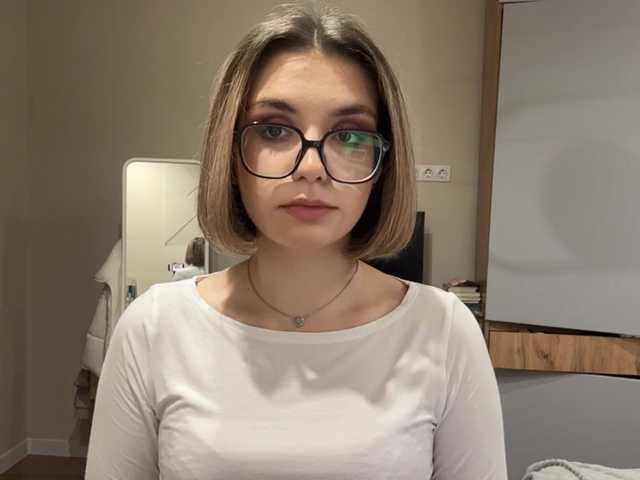 AlbaMihelcic live webcam show