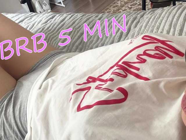 AlbaMihelcic live cam on BongaCams