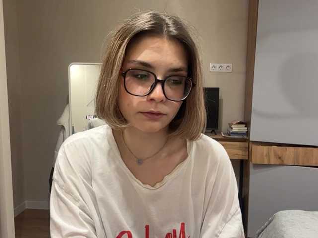 AlbaMihelcic live webcam show