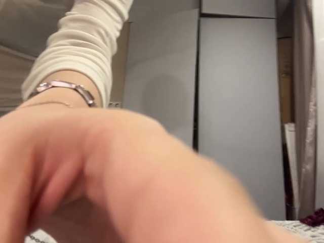 AlbaMihelcic live cam on BongaCams