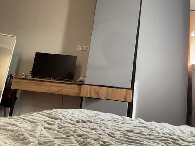 AlbaMihelcic live cam on BongaCams