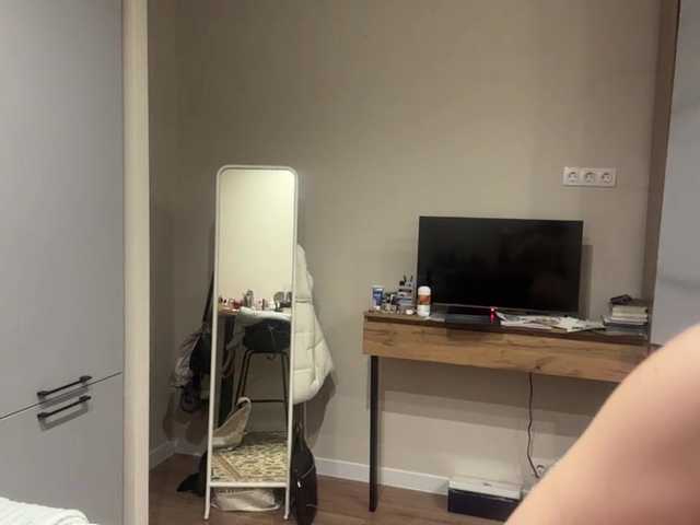 AlbaMihelcic live cam on BongaCams