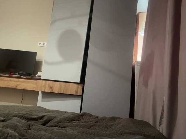 AlbaMihelcic live cam on BongaCams