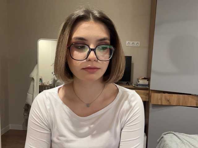AlbaMihelcic live webcam show