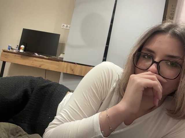 AlbaMihelcic Nude Live Sex Shows
