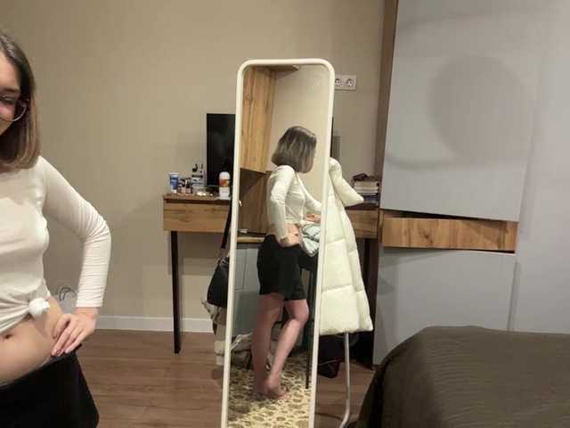 AlbaMihelcic live cam on BongaCams