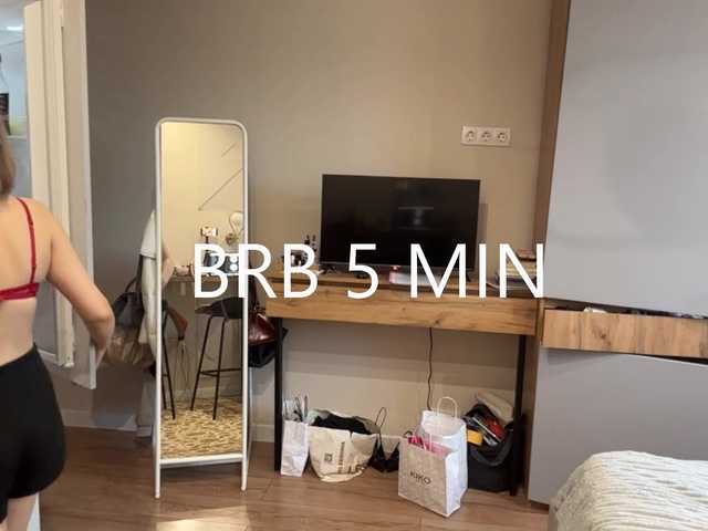 AlbaMihelcic live cam on BongaCams