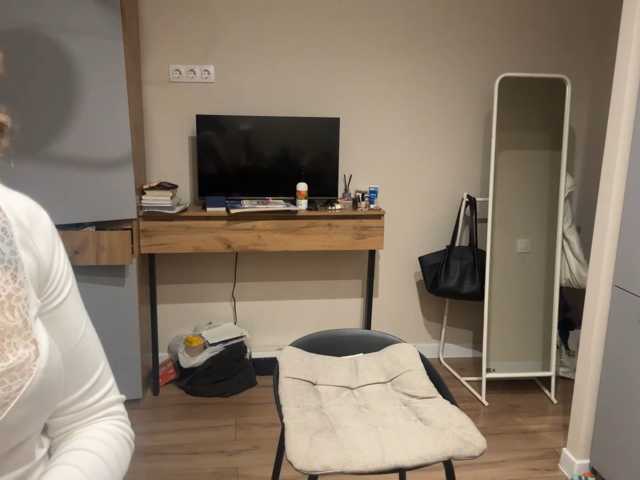AlbaMihelcic live cam on BongaCams