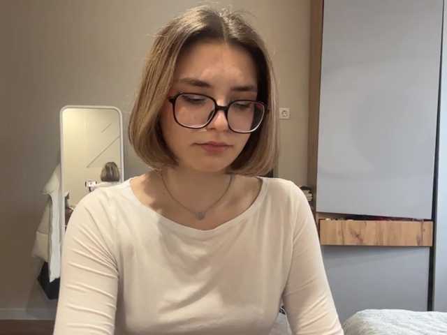 AlbaMihelcic live webcam show