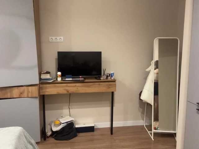 AlbaMihelcic live cam on BongaCams