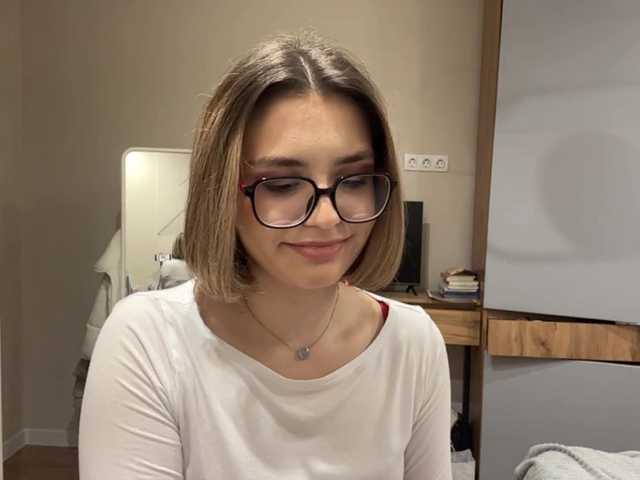 AlbaMihelcic live webcam show