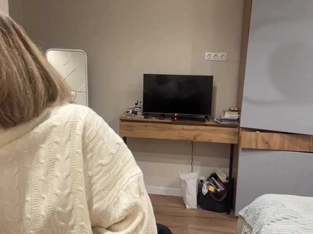 AlbaMihelcic live cam on BongaCams