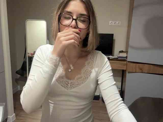 AlbaMihelcic webcam