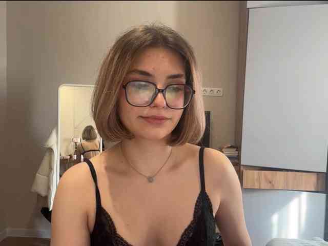 AlbaMihelcic webcam