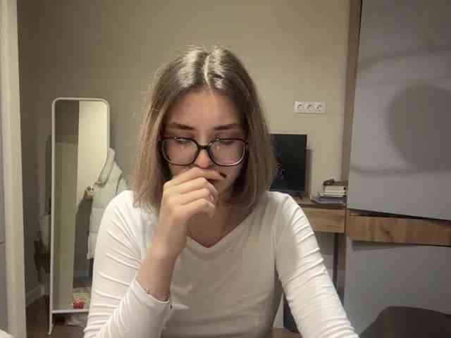 AlbaMihelcic webcam