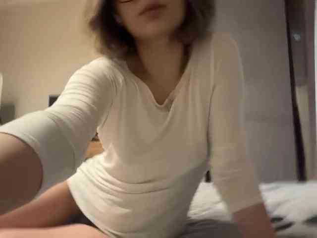 AlbaMihelcic webcam