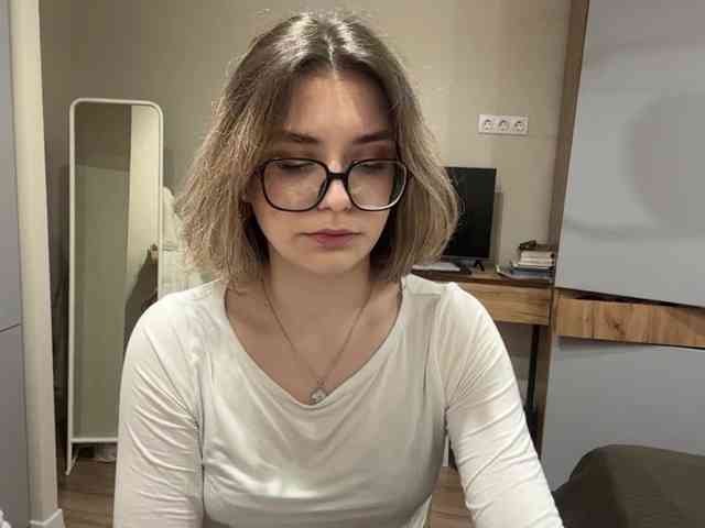 AlbaMihelcic webcam