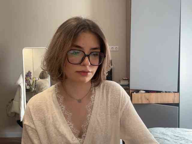 AlbaMihelcic webcam