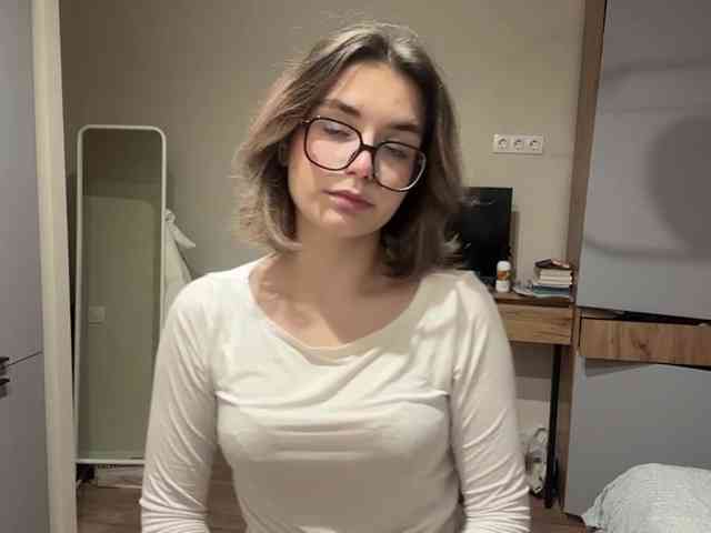 AlbaMihelcic webcam