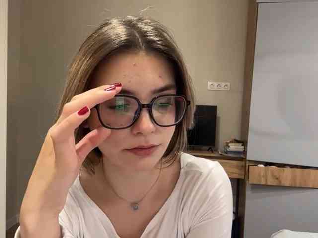 AlbaMihelcic webcam