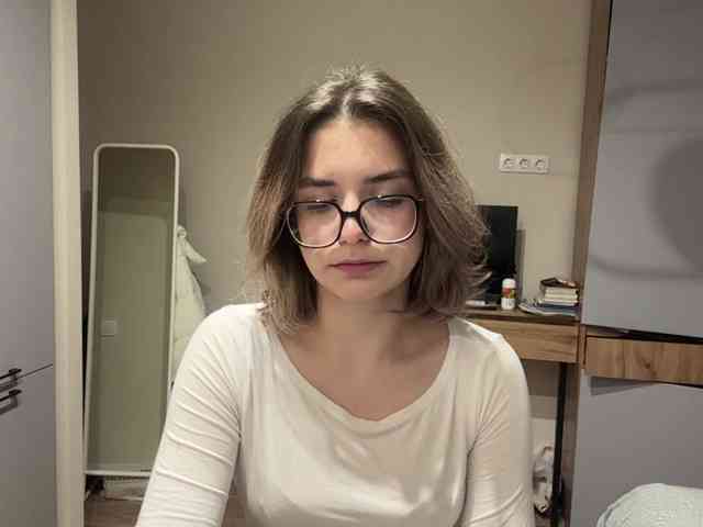 AlbaMihelcic webcam