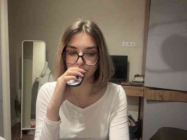 AlbaMihelcic webcam