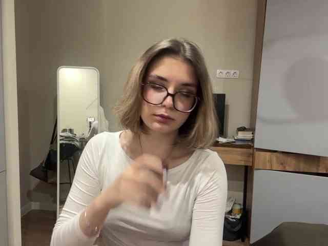 AlbaMihelcic webcam