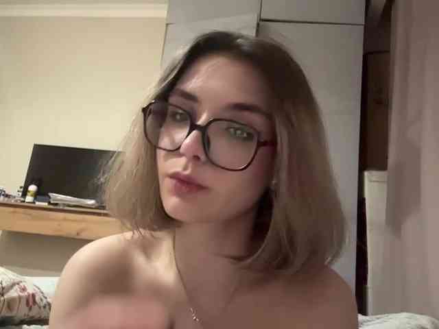 AlbaMihelcic webcam