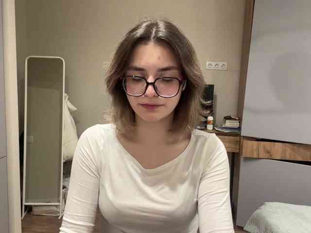 AlbaMihelcic webcam