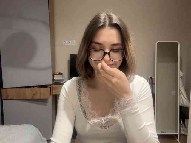 AlbaMihelcic webcam