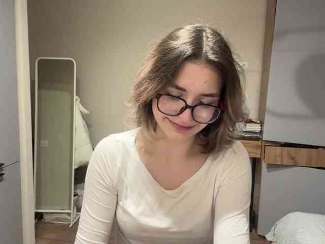 AlbaMihelcic webcam