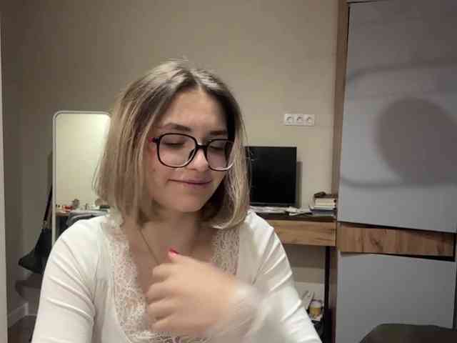 AlbaMihelcic webcam