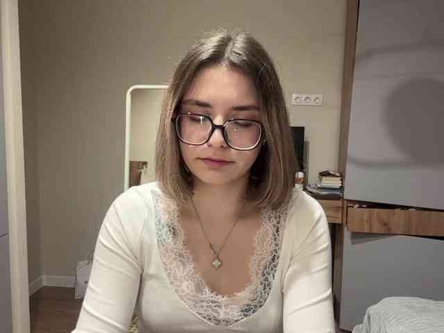 AlbaMihelcic webcam