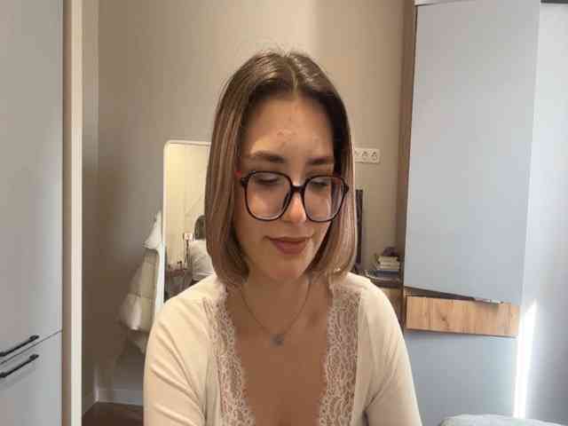 AlbaMihelcic webcam