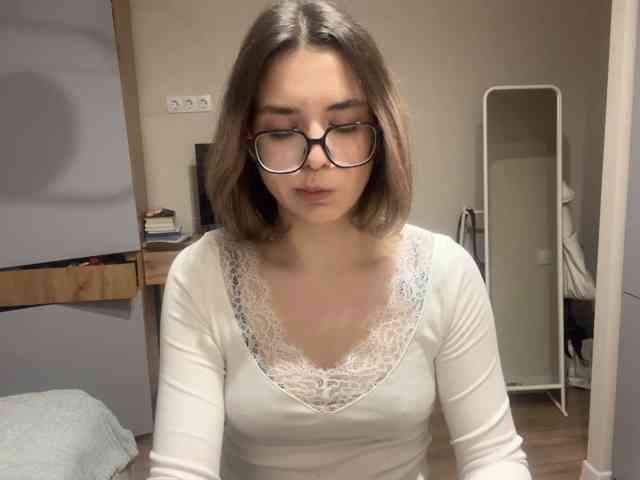AlbaMihelcic webcam