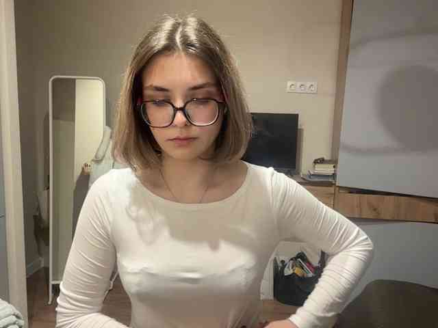 AlbaMihelcic webcam