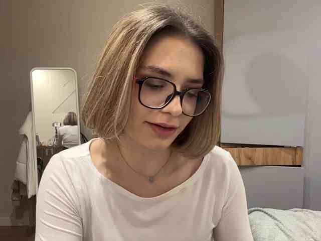 AlbaMihelcic webcam