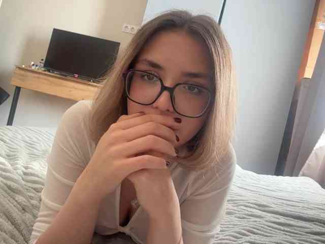 AlbaMihelcic webcam