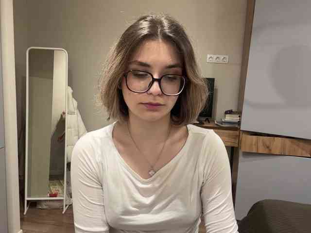AlbaMihelcic webcam