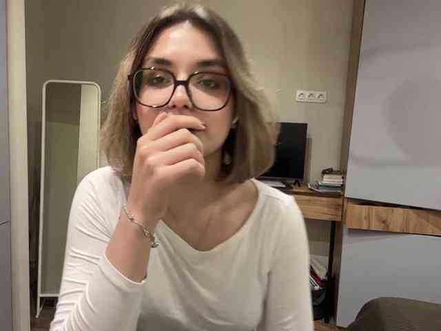 AlbaMihelcic webcam