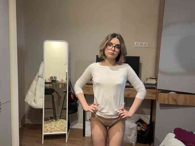 AlbaMihelcic webcam