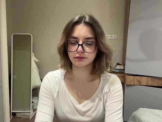 AlbaMihelcic webcam