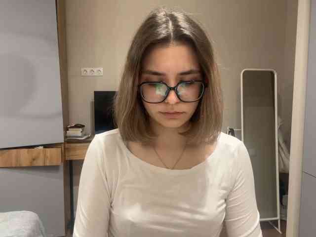 AlbaMihelcic webcam