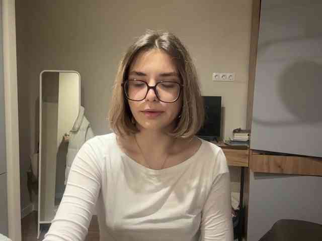 AlbaMihelcic webcam