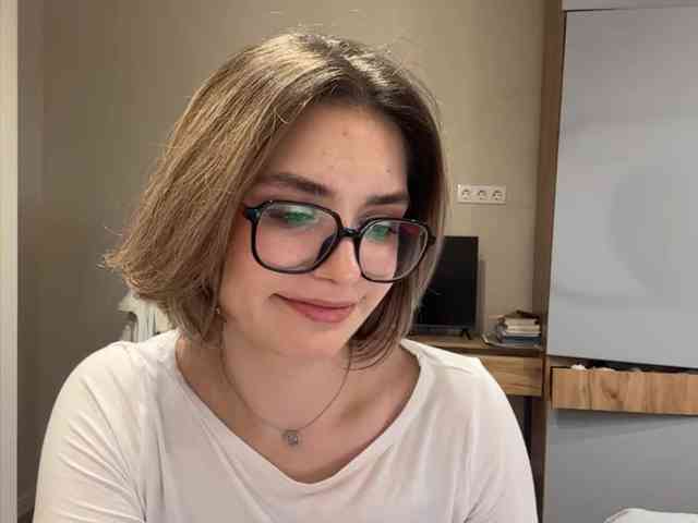 AlbaMihelcic webcam